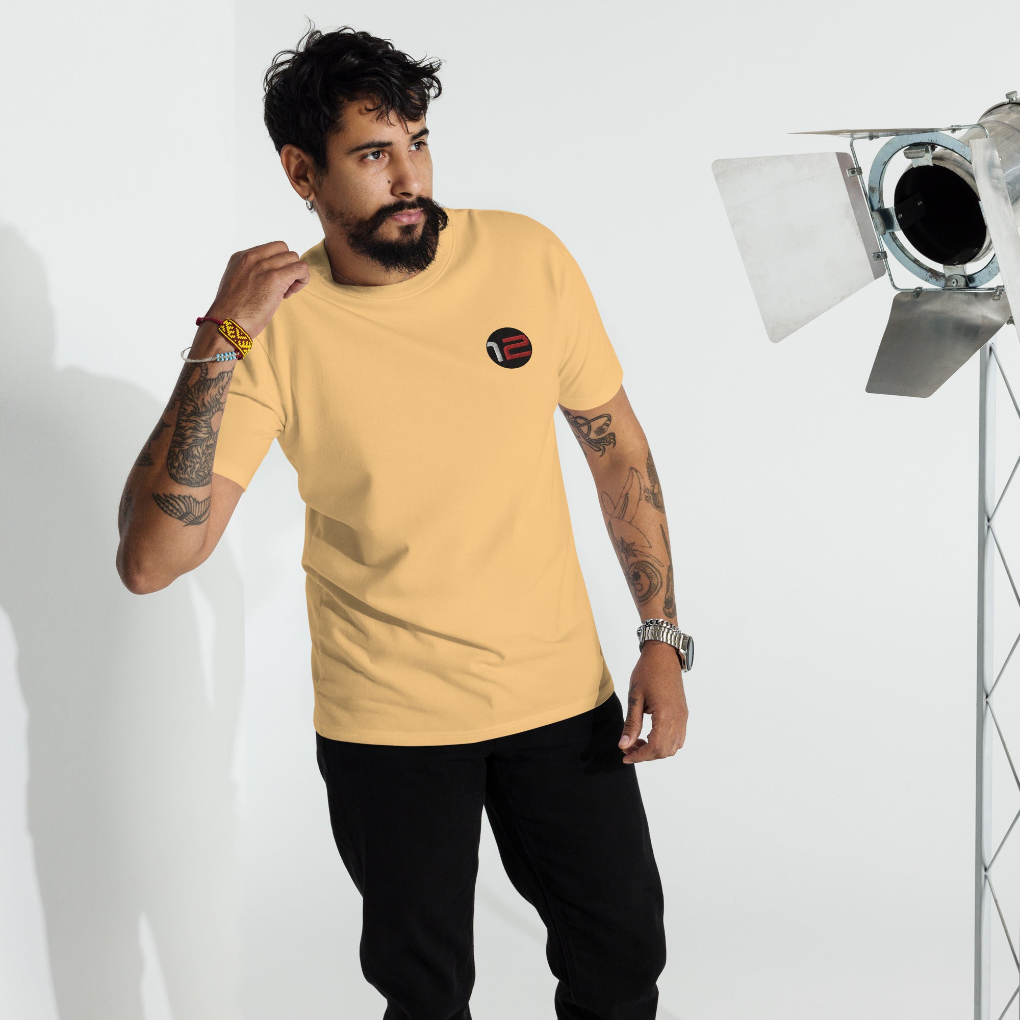 Camiseta premium de peso pesado para hombre