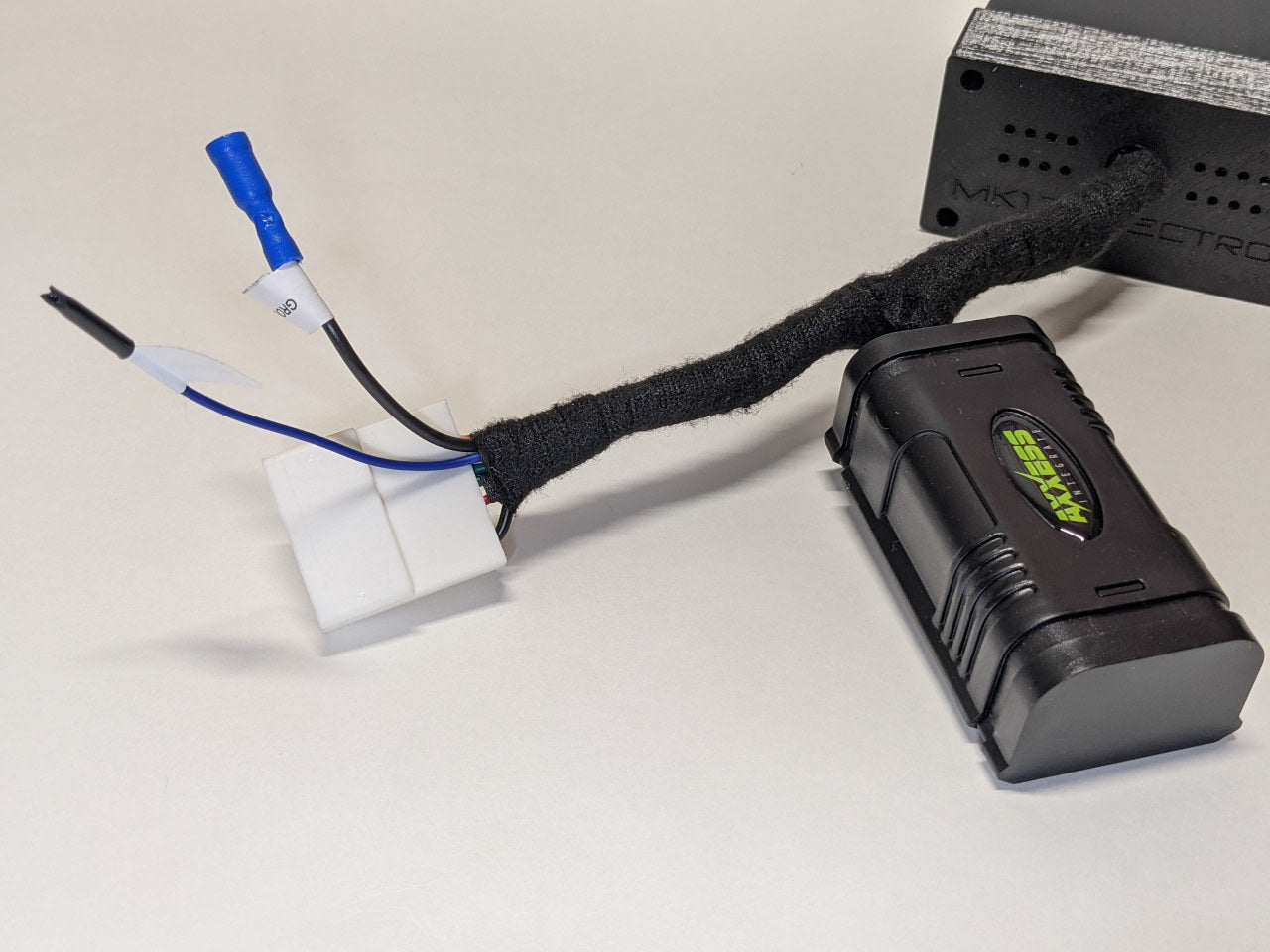 The MK1.7 Electronics have been designed to be a plug-and-play kit for providing power, audio and USB accessory for your tablet installation. Simply unplug your OEM stereo, and plug in the MK1.7 Electronics directly into your factory stereo harness.