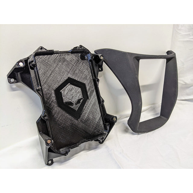 The Brainiac Plastics provides you the perfect Tesla Style kit for your 2013+ Hyundai Genesis Coupe! Designed for an OEM fit and finish, the sturdy magnetic face plate allows for easy access to the tablet installed in your dashboard.