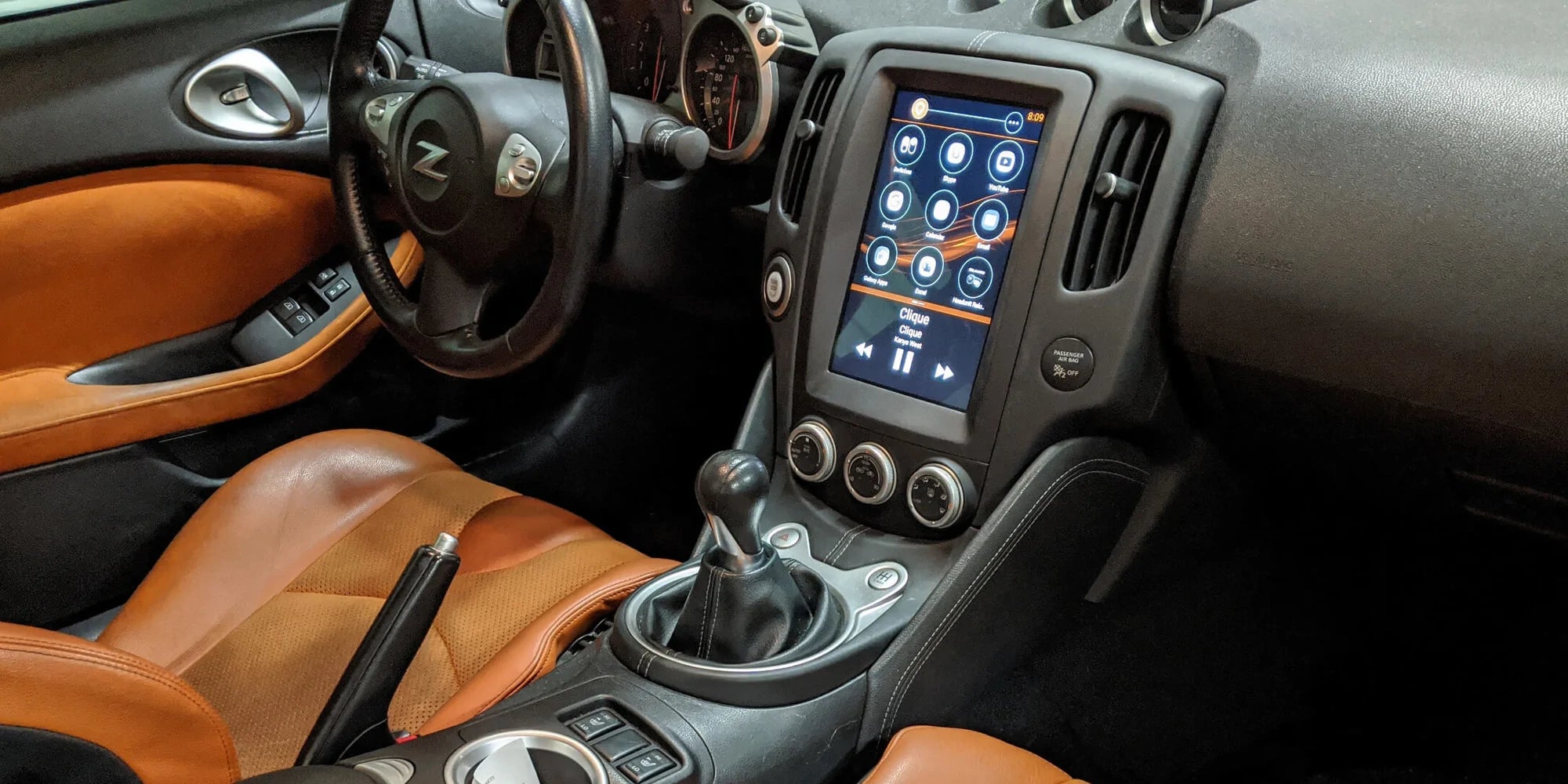 Navigation Equipped Nissan 350z