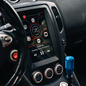 The Brainiac Plastics provides you the perfect Tesla Style kit for your Nissan 370z! Equipped with a color matched satin black face plate for an OEM fit and finish. The sturdy magnetic face plate allows for easy access to the tablet installed in your dashboard.