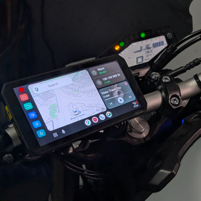Workshop 12 MotoPlay 6.1" motorcycle screen with wireless CarPlay, wireless Android Auto, dual Sony cameras, and TPMS. IP67 waterproof, 1000-nit motorcycle screen which supports glove touch, Tire temperature and more!